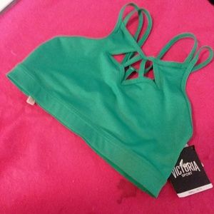 VICTORIA SECRET GREEN  VS SPORT BRA.